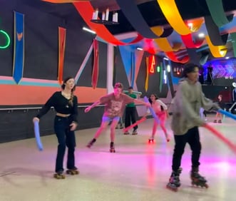 60ef4ece-e7df-4b45-9be8-0e9396330ad4-aa_photo_upload-Fall24_SemesterCostaRica_MaxRonanJess_skating